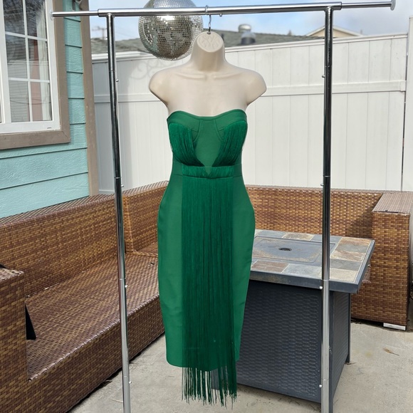 Green Strapless Fringe Dress 🍀 - Picture 5 of 6